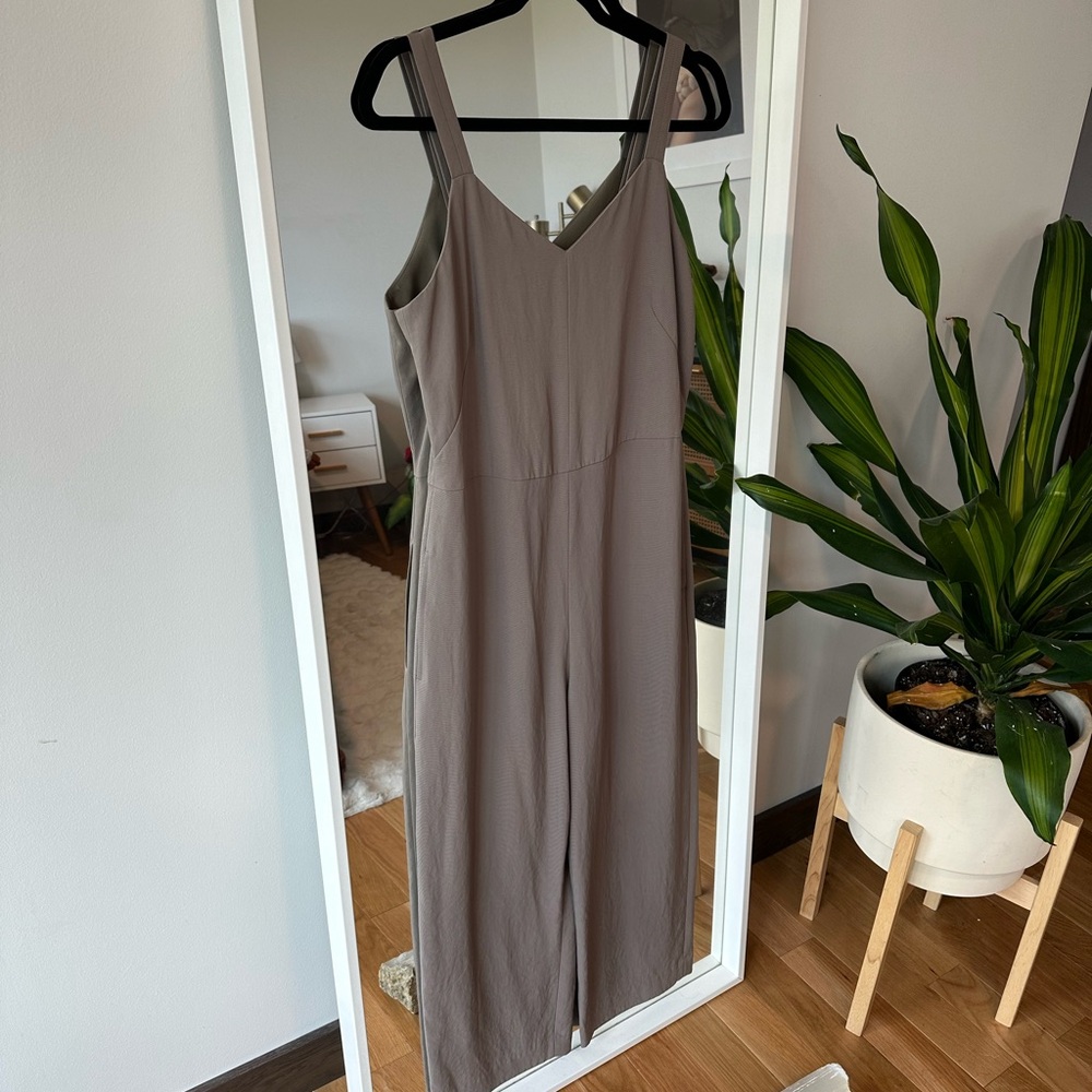 Everlane Wide Leg Jumpsuit, Size 2